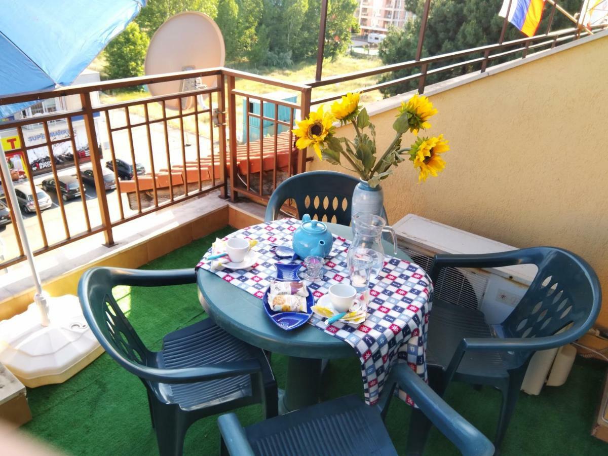 Golden Dreams Apartment Sunny Beach Ngoại thất bức ảnh
